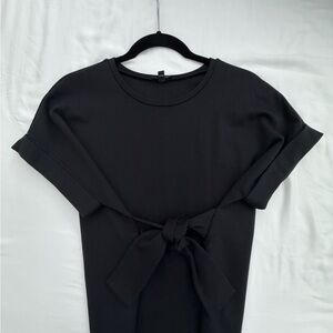 EXPRESS Women’s Tie Waist Pullover Blouse - Size Small/P - Excellent Condition